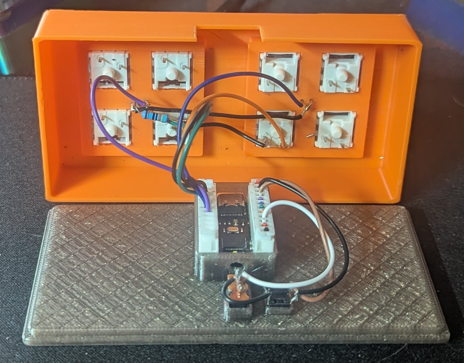 MicrophoneController internal wiring